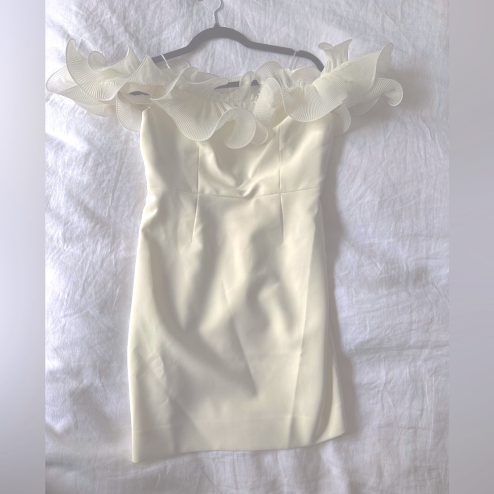 MILLY Gizelle ruffle off the shoulder dress. New with tags
